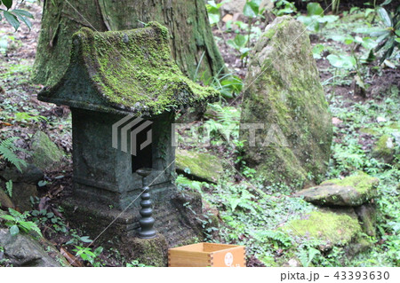 <茨城県>御岩神社の祠(ほこら) <茨城県>御岩神社の祠(ほこら) 43393630