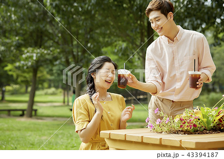韓国人 カップル デート 43394187