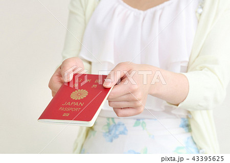 パスポート　女性 43395625