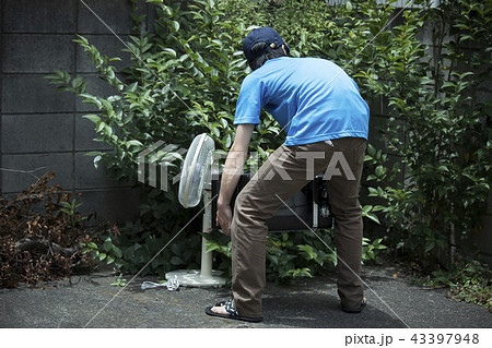 家電の不法投棄 43397948