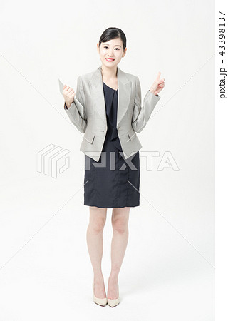 女性 会社員 女 43398137