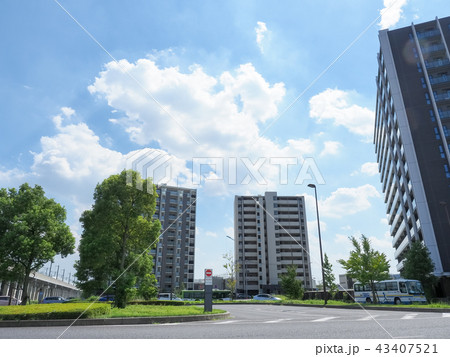 南与野駅前（西口） 43407521