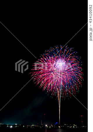 海上の花火 43410092