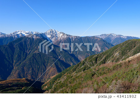 南アルプス・北岳、間ノ岳、仙丈ヶ岳 南アルプス鳳凰三山からの眺め 南アルプス・北岳、間ノ岳、仙丈ヶ岳 南アルプス鳳凰三山からの眺め 43411932