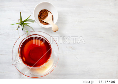 ノンカフェイン・カフェインレスのルイボスティー。オーガニック・美容効能。 43415406