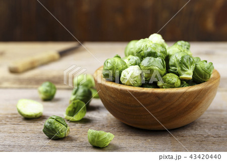 raw Brussels sprouts 43420440