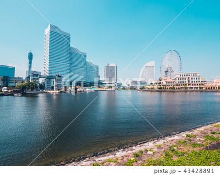 Beautiful Yokohama skyline city in japan 43428891