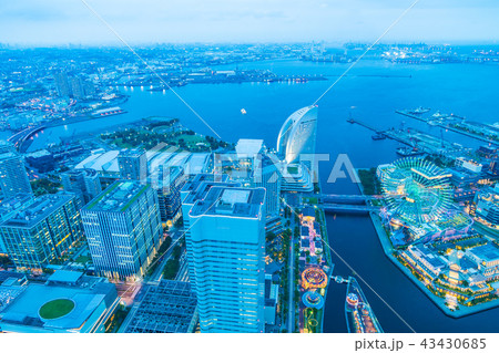 Beautiful building and architecture in Yokohama city skyline 43430685