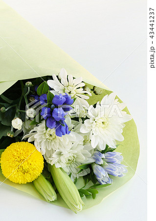 お供えの花束 お供えの花束 43441237