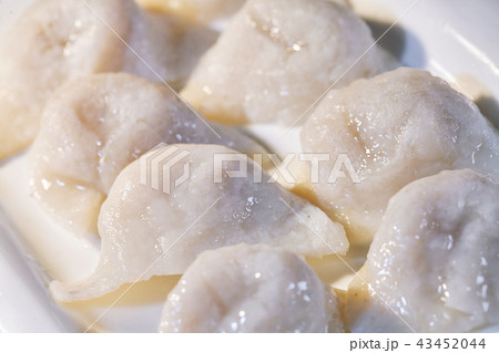 Close up fish dumpling (wonton) on the white plate 43452044