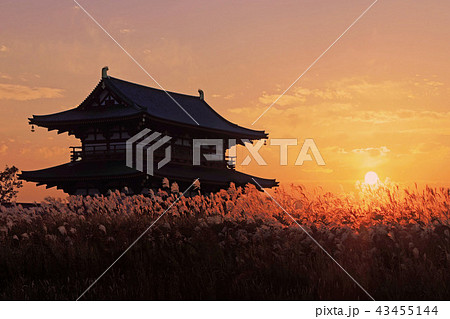 朱雀門と夕日 43455144