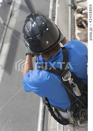 工事現場で働く人・イメージ 43458869