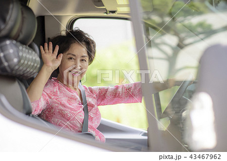 高齢者 老人 女性 43467962