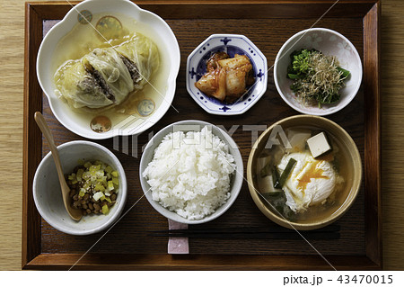 ロールキャベツ定食の写真素材