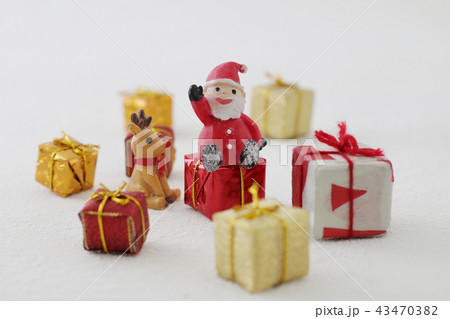 クリスマスイメージ サンタがやってくる クリスマスイメージ サンタがやってくる 43470382