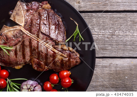 Grilled porterhouse beef steak 43474035