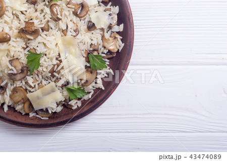 Traditional Italian risotto Traditional Italian risotto 43474089