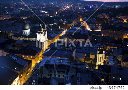 Evening cityscape of Lviv, Ukraine 43474762