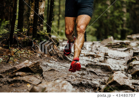 wet feet runner athlete wet feet runner athlete 43480707
