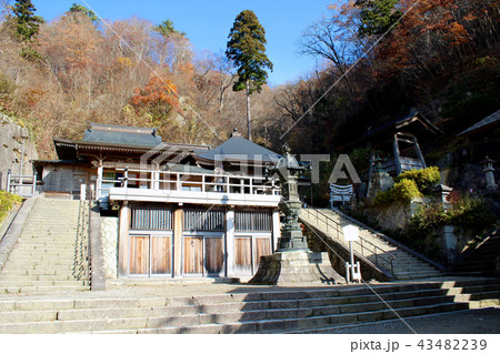 【山形】秋の山寺　青空の中の奥之院 43482239