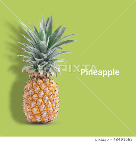 Pineapple with clipping paths. Pineapple with clipping paths. 43491665