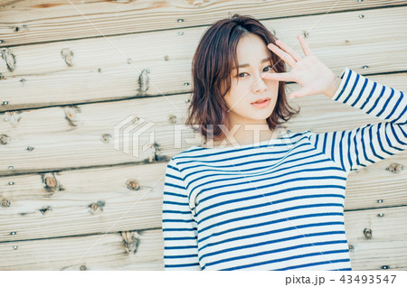 女性ポートレート 43493547