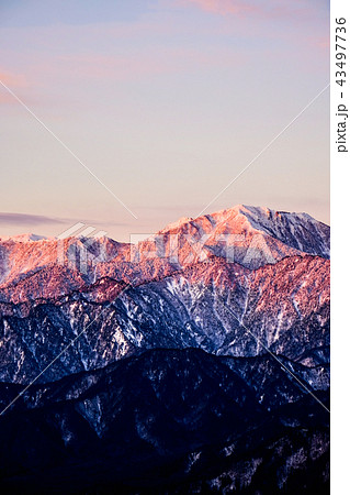 鷹狩山から望む北アルプスの山並み 鷹狩山から望む北アルプスの山並み 43497736