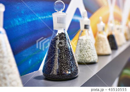 Plastic granular polymer 43510555