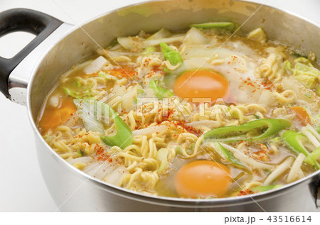 みそ煮込みラーメン 43516614