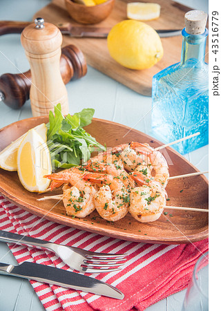 skewered grilled prawn 43516779