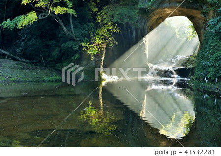 千葉県 濃溝の滝 ハートの光 千葉県 濃溝の滝 ハートの光 43532281
