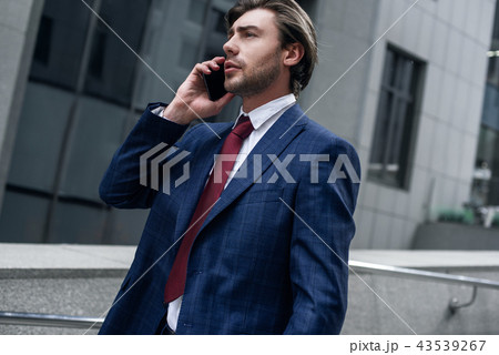 I should be there in time. I should be there in time. 43539267