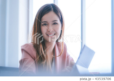 Happy Asian Business woman in pink portrait 43539706