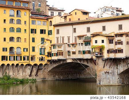 view of the Ponte Vecchio 43542168