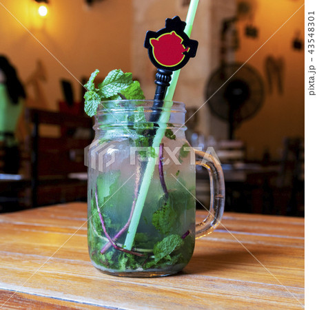 Mojito in a glass jar 43548301