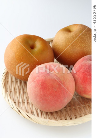 桃と梨 43550796
