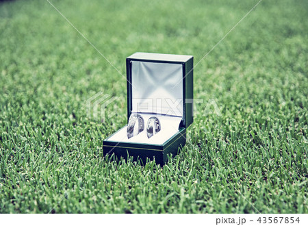 Wedding rings, blue filter 43567854