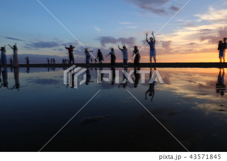 父母ヶ浜   天空の鏡1106 43571845
