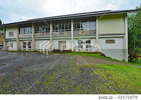 十日町　旧小学校　体育館 43572679