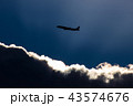 夏空と飛行機 43574676