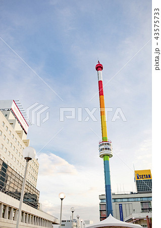 新潟市レインボータワー　夕景 43575733