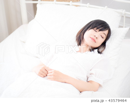 女子 女性 メス 43579464