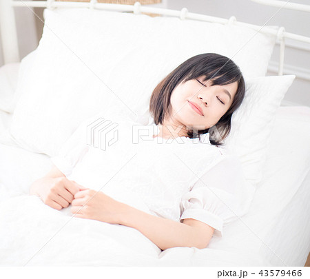 女子 女性 メス 43579466