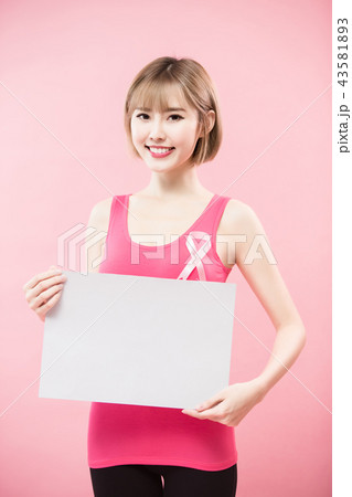 woman with prevention breast cancer 43581893