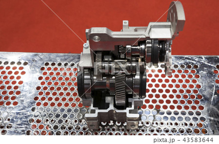 cross section of worm gear pump ; 43583644