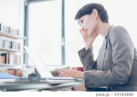 ビジネスイメージ 43583880