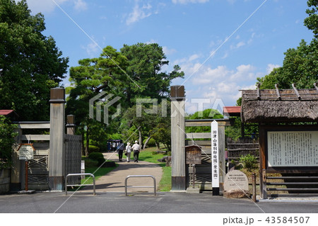 岡山県津山市にある回遊式日本庭園「衆楽園」：玄関 43584507