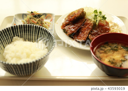 ピーマンの肉詰め ピーマンの肉詰め 43593019