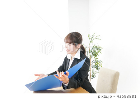 若いビジネスウーマン 43593881