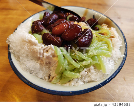 Cendol, yummy traditional dessert in Malaysia Cendol, yummy traditional dessert in Malaysia 43594682